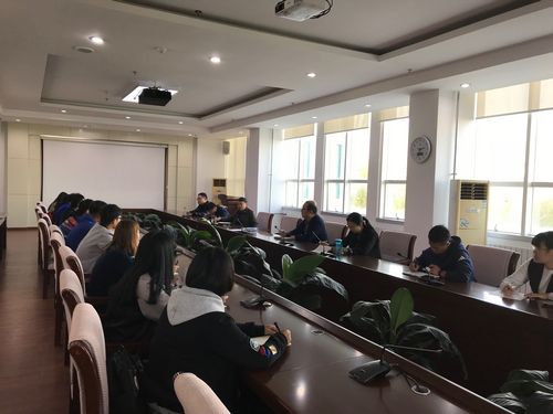 
我院召开《计算机文化基础》课程座谈会
